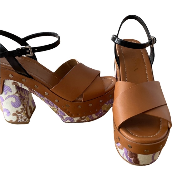 PRADA [RARE] Spring 2015 Leather/Brocade Platform Sandals - Picture 8 of 15
